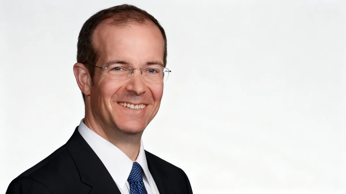 Navigating November Markets: Tech Earnings and Fed Watch