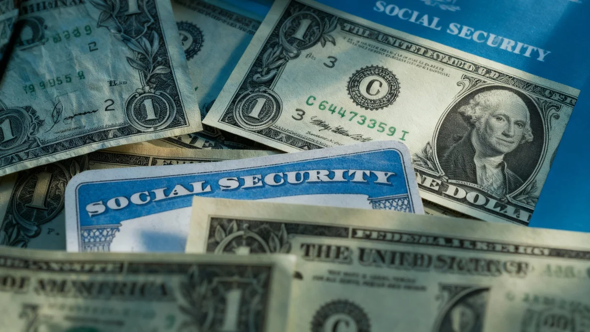 New Bill Proposes $200 Monthly Boost for Social Security